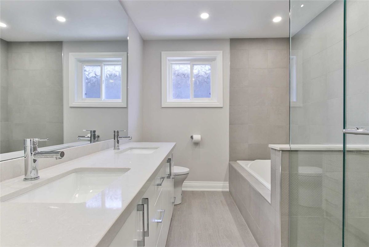 101 Poplar Heights Dr 101 Poplar Heights Dr Toronto