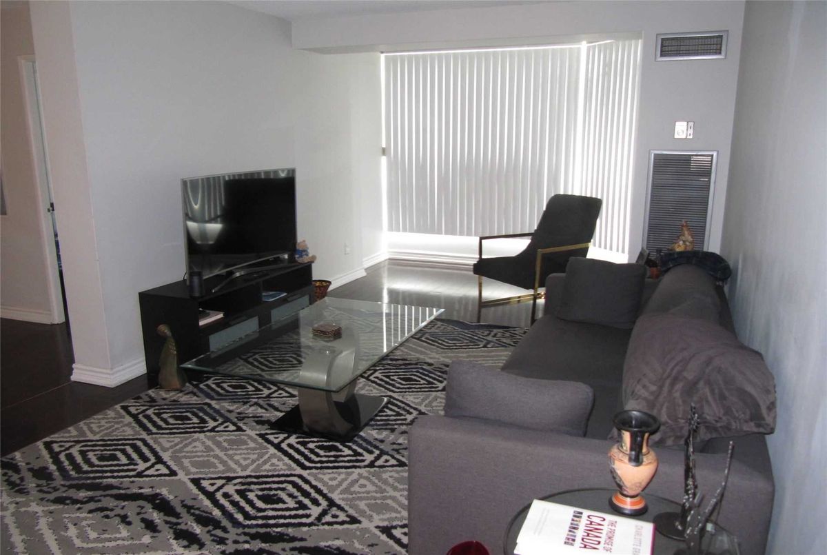 1201-155 Hillcrest Ave 1201-155 Hillcrest Ave Mississauga