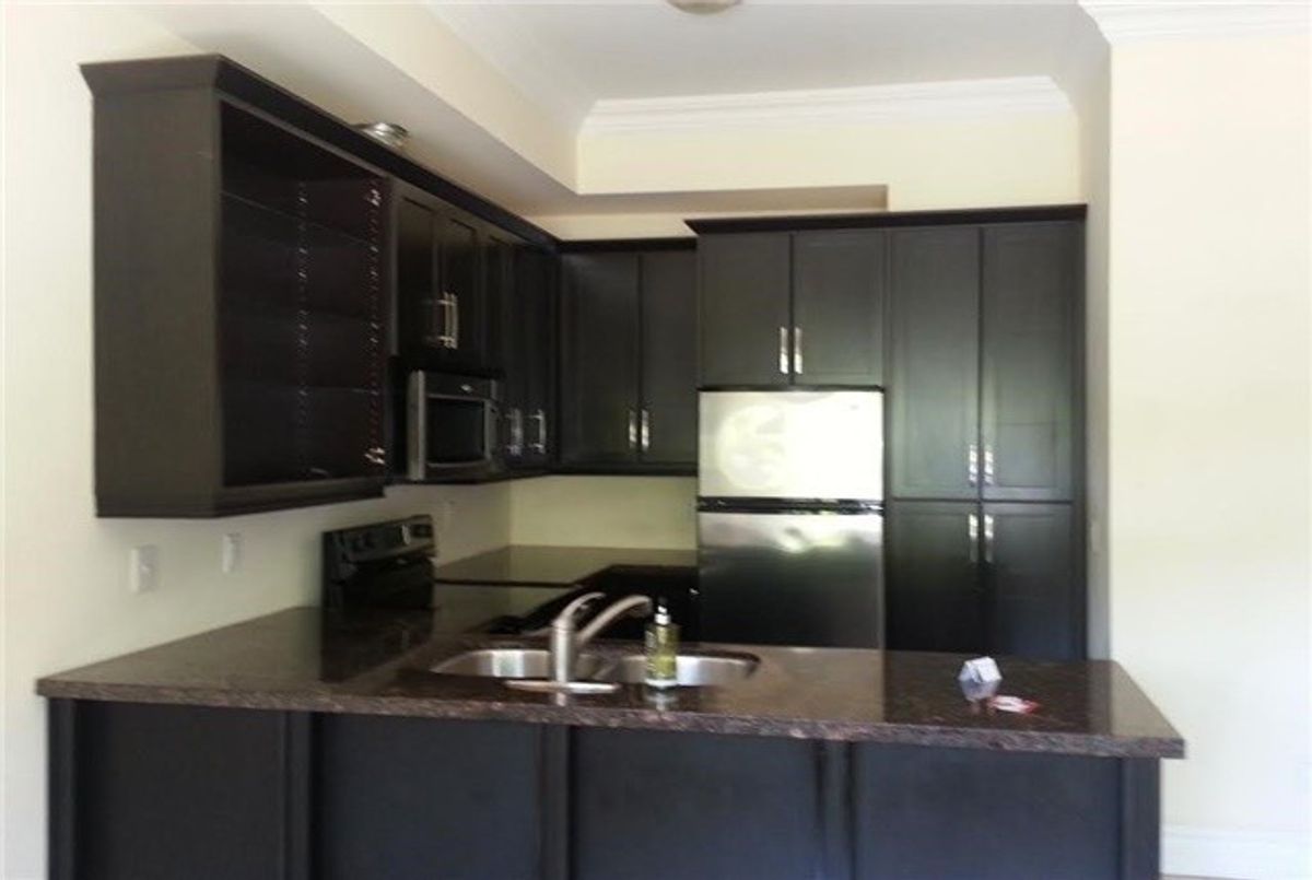 5-1009 Lorne Park Rd 5-1009 Lorne Park Rd Mississauga