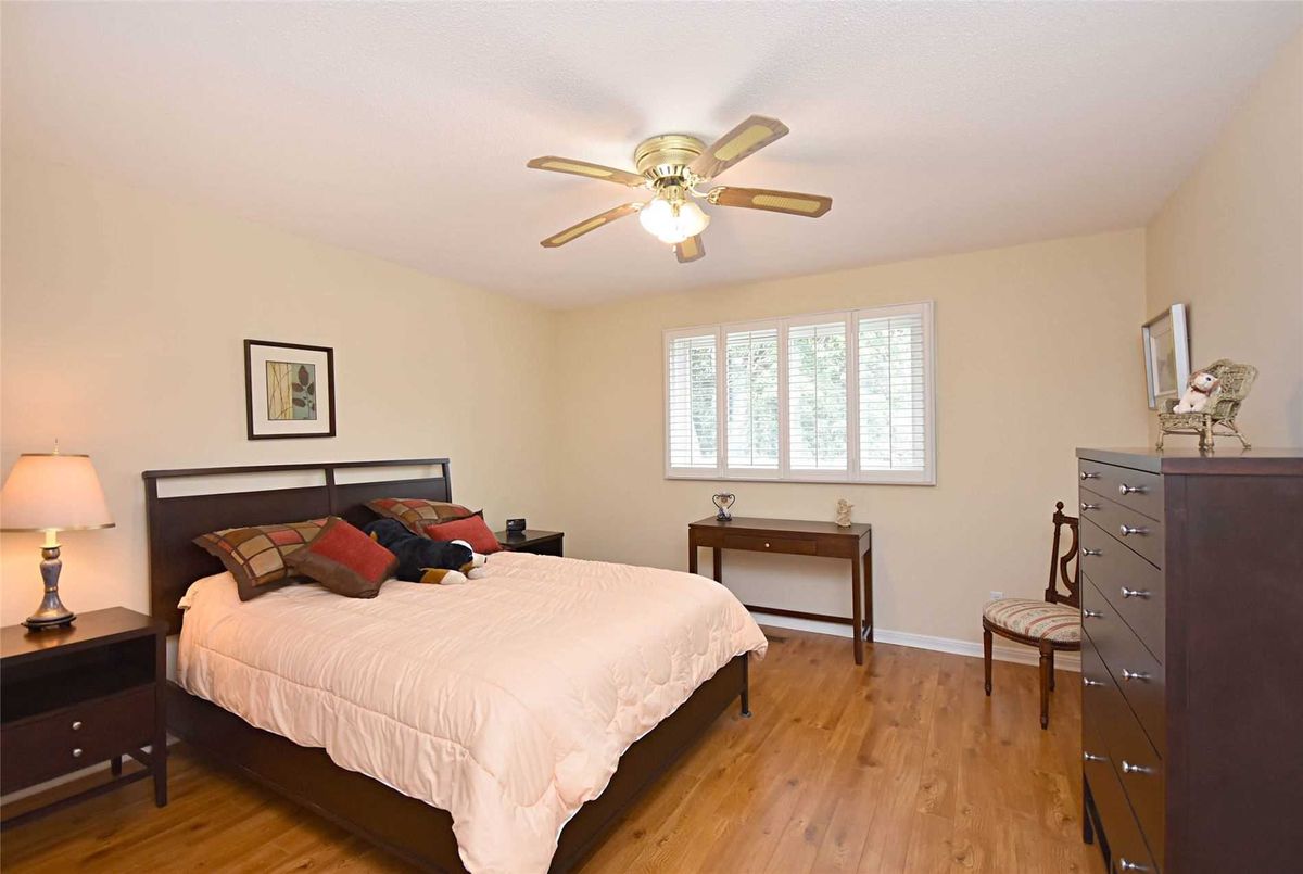 2550 Chisholm Ave 2550 Chisholm Ave Mississauga
