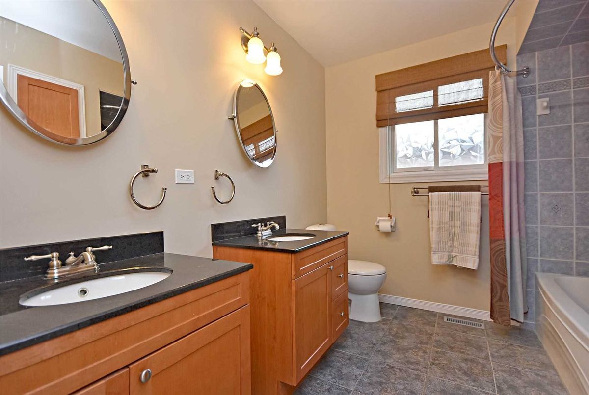 2550 Chisholm Ave 2550 Chisholm Ave Mississauga