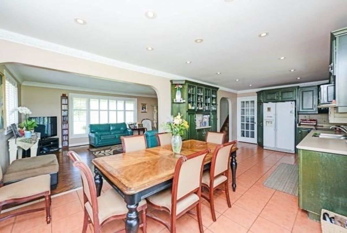6495 King St 6495 King St Caledon