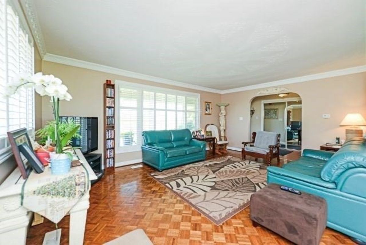 6495 King St 6495 King St Caledon