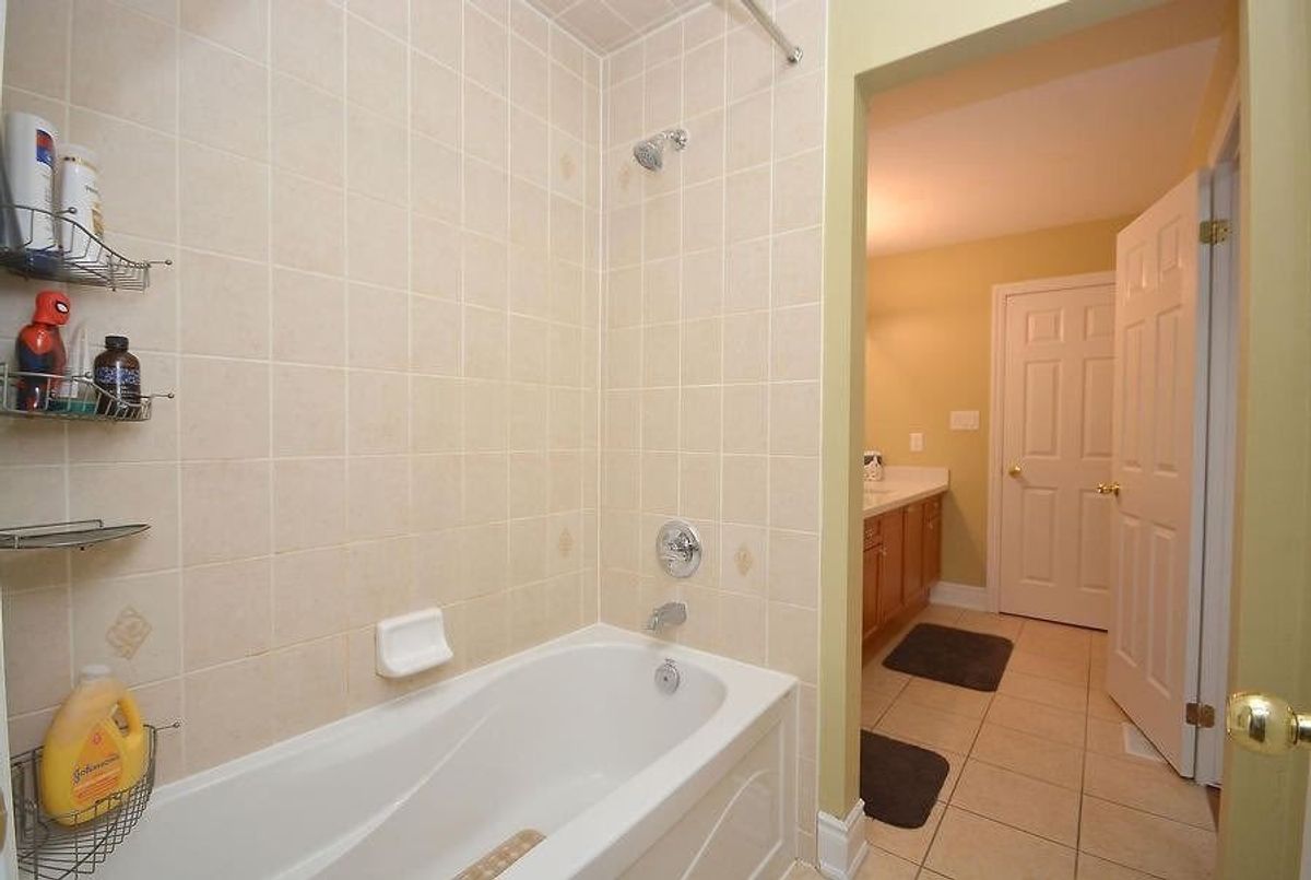 7276 Golden Meadow Crt 7276 Golden Meadow Crt Mississauga