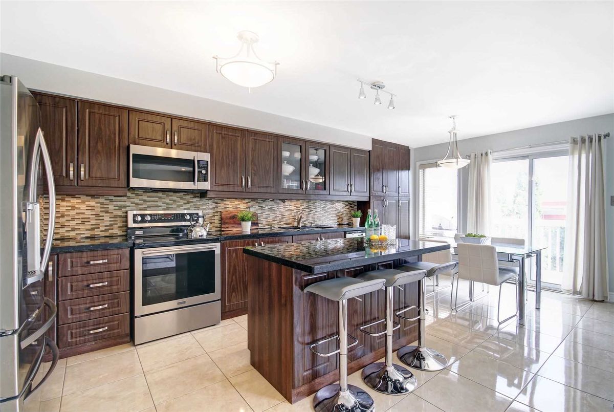 5975 Leeside Cres 5975 Leeside Cres Mississauga