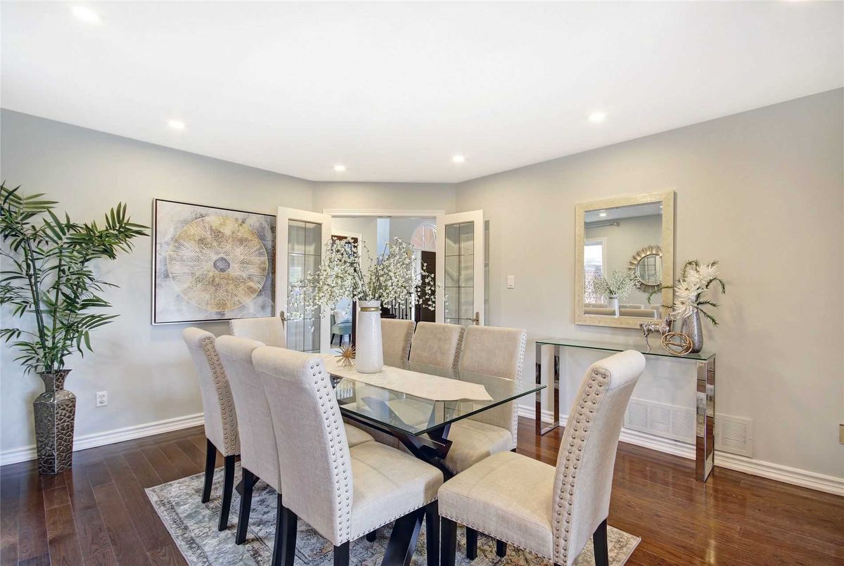 5975 Leeside Cres 5975 Leeside Cres Mississauga