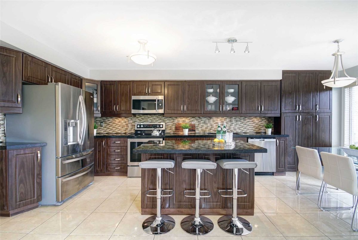 5975 Leeside Cres 5975 Leeside Cres Mississauga