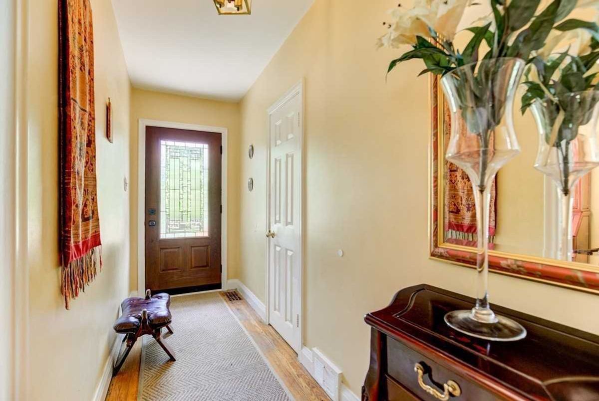 215 Briarhill Dr 215 Briarhill Dr Mississauga
