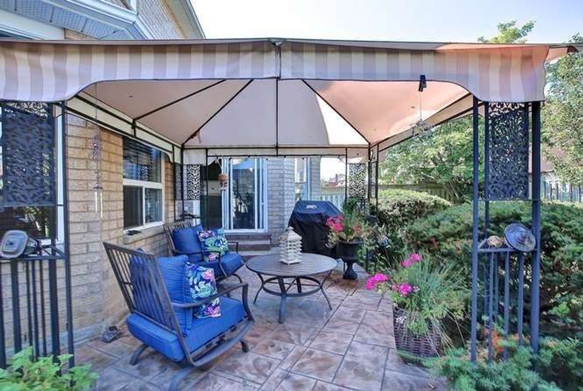 597 Bristol Rd W 597 Bristol Rd W Mississauga