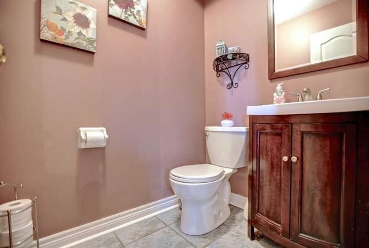 597 Bristol Rd W 597 Bristol Rd W Mississauga
