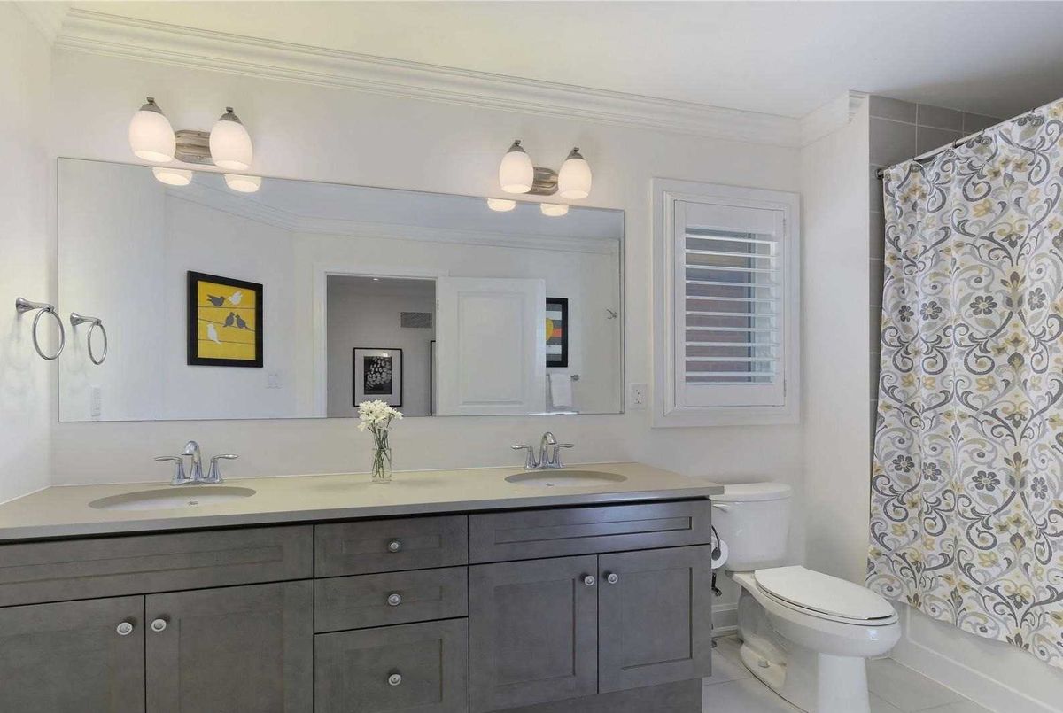 3182 Violet Gardens 3182 Violet Gardens Oakville