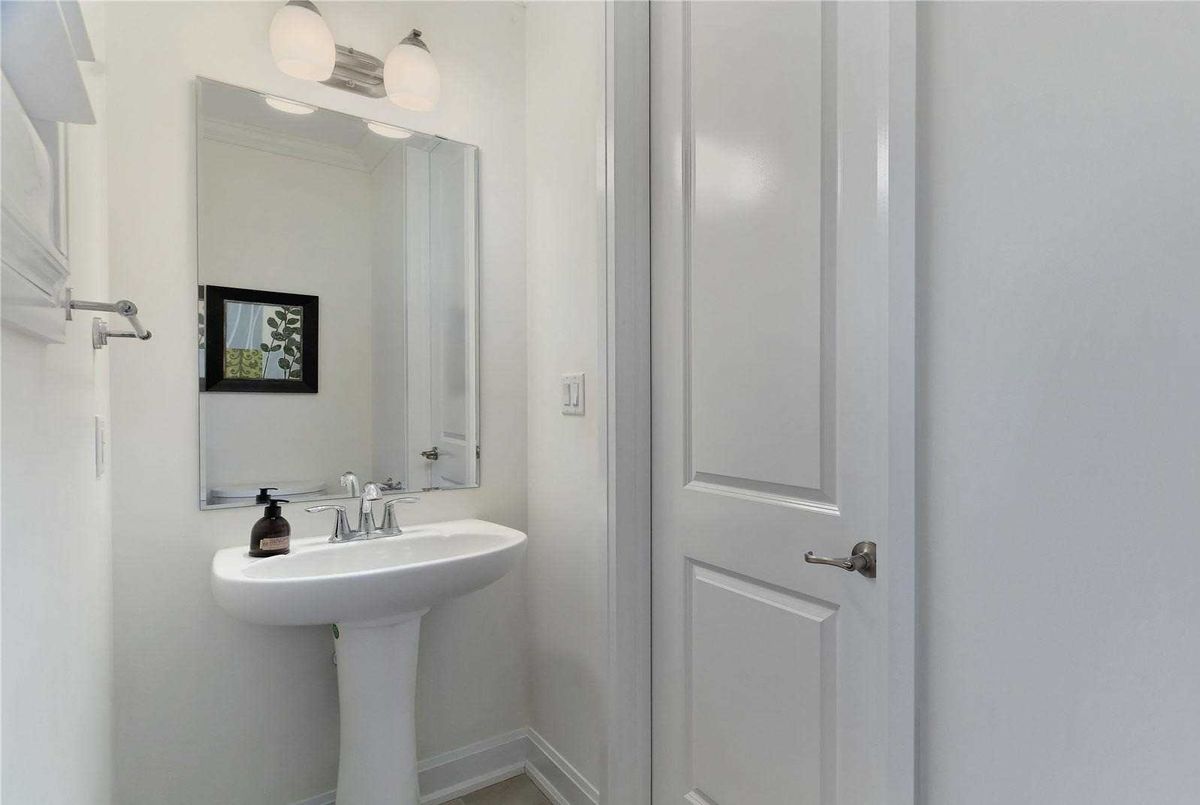 3182 Violet Gardens 3182 Violet Gardens Oakville
