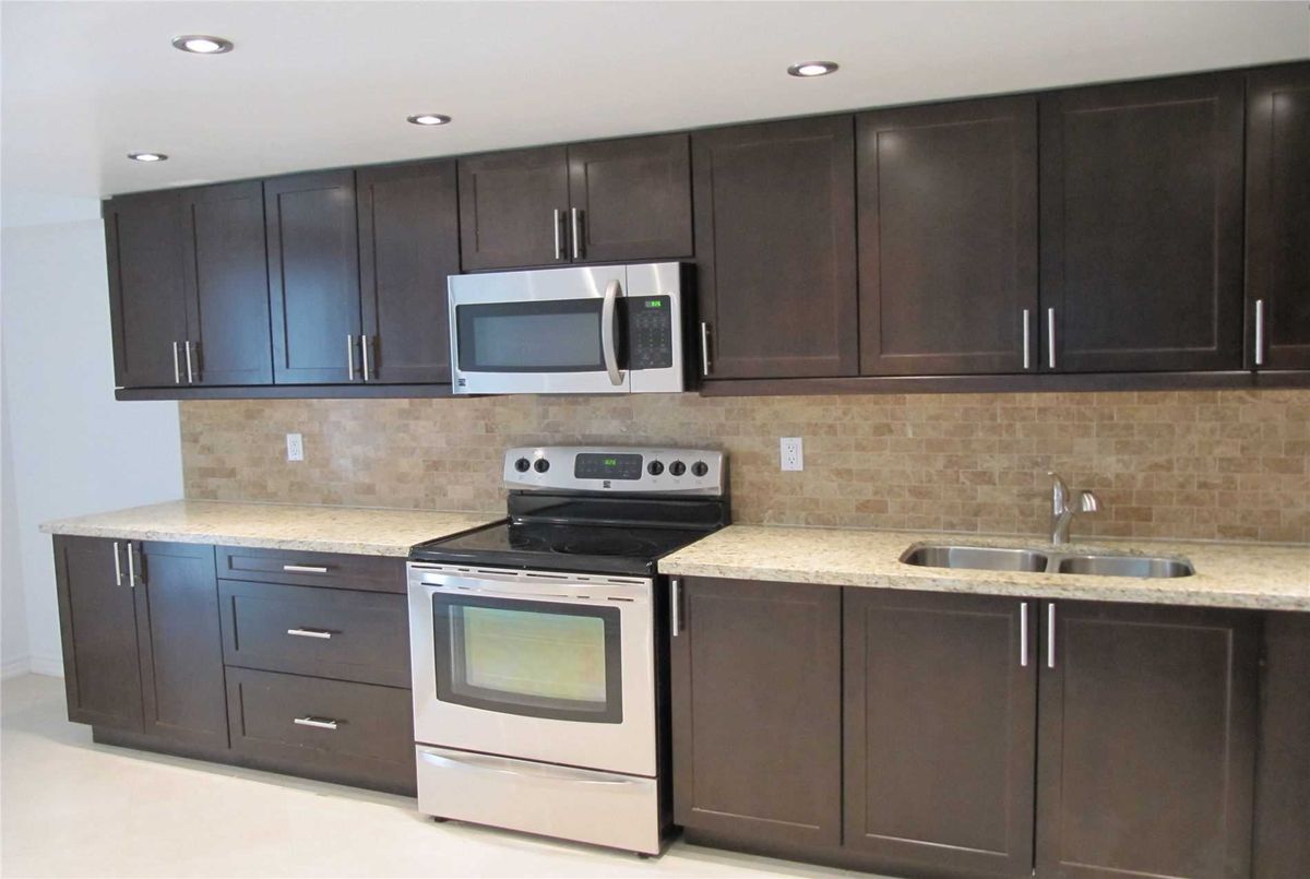 214-155 Hillcrest Ave 214-155 Hillcrest Ave Mississauga