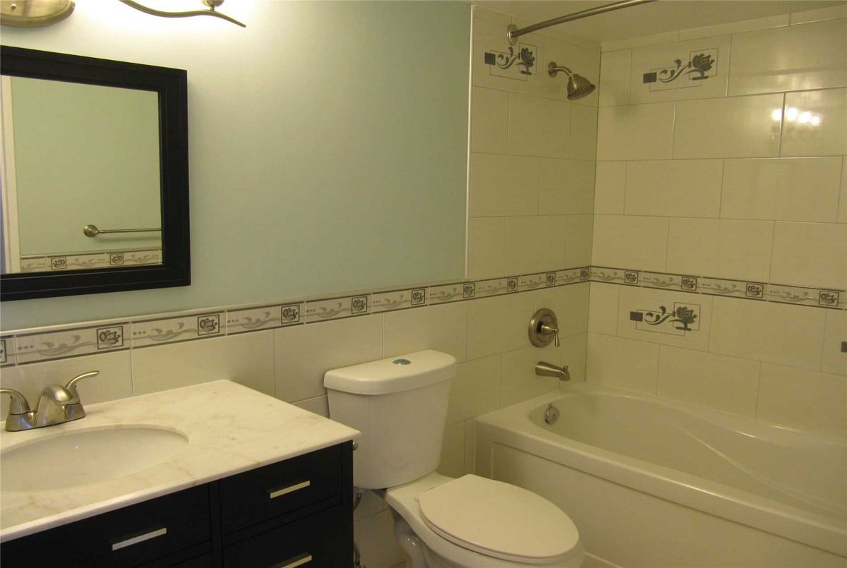 214-155 Hillcrest Ave 214-155 Hillcrest Ave Mississauga