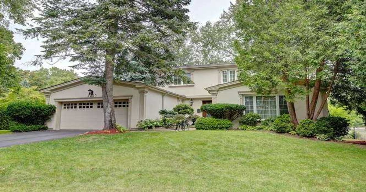 2223 Highriver Crt Mississauga
