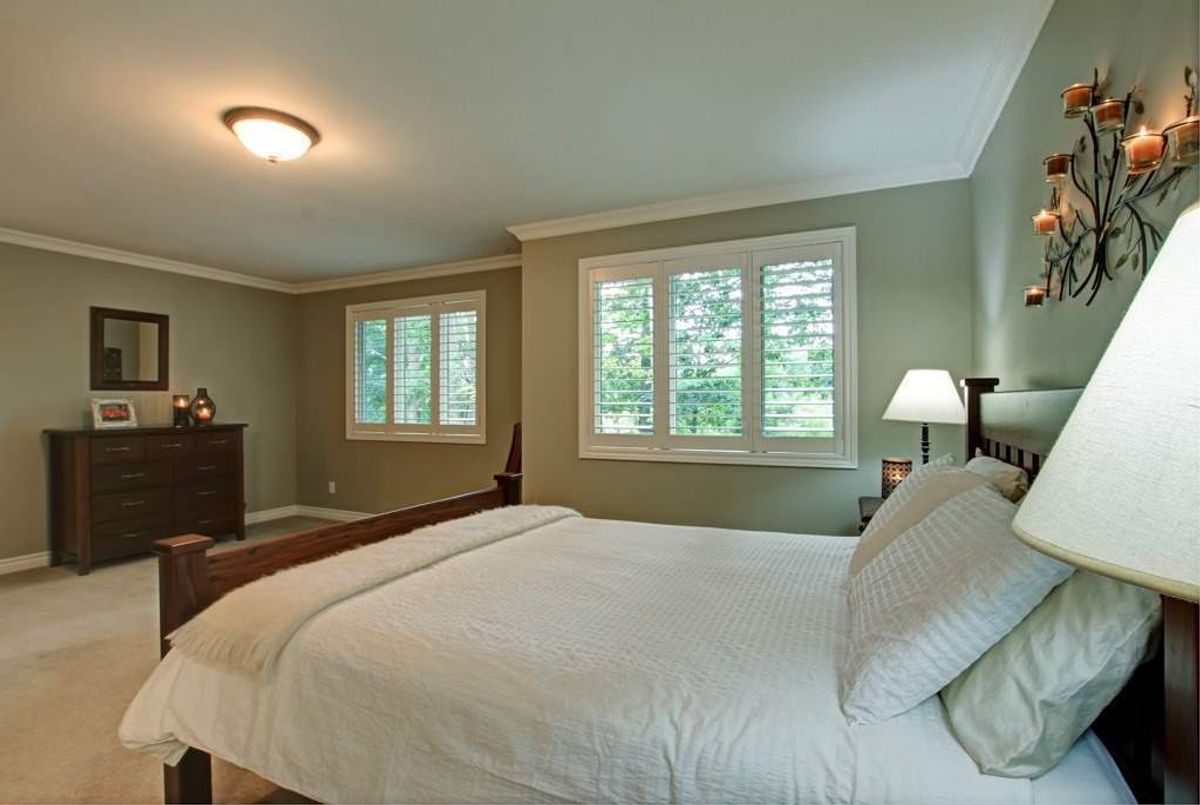 1091 Forestvale Dr 1091 Forestvale Dr Burlington