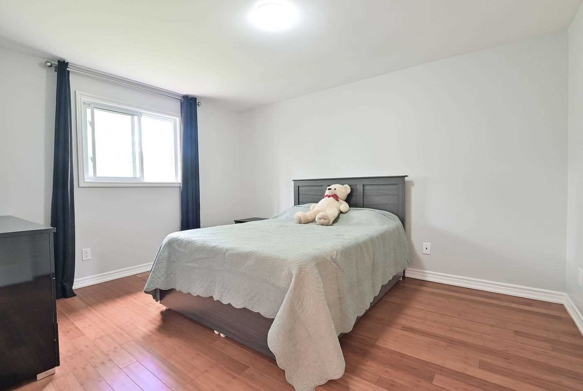 27 Briarwood Dr 27 Briarwood Dr Caledon