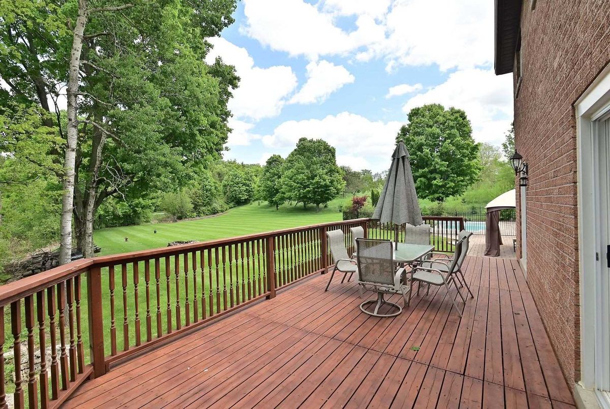 27 Briarwood Dr 27 Briarwood Dr Caledon