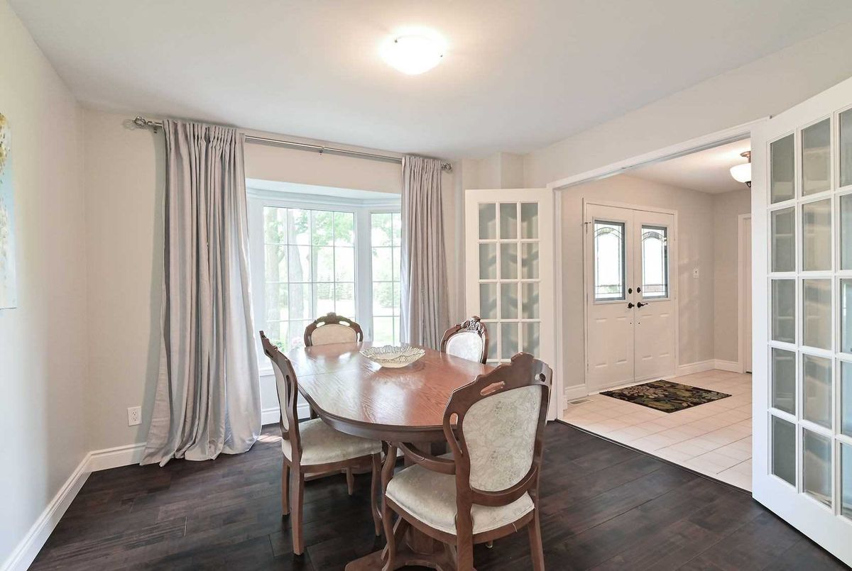 27 Briarwood Dr 27 Briarwood Dr Caledon