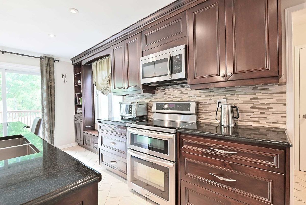 27 Briarwood Dr 27 Briarwood Dr Caledon