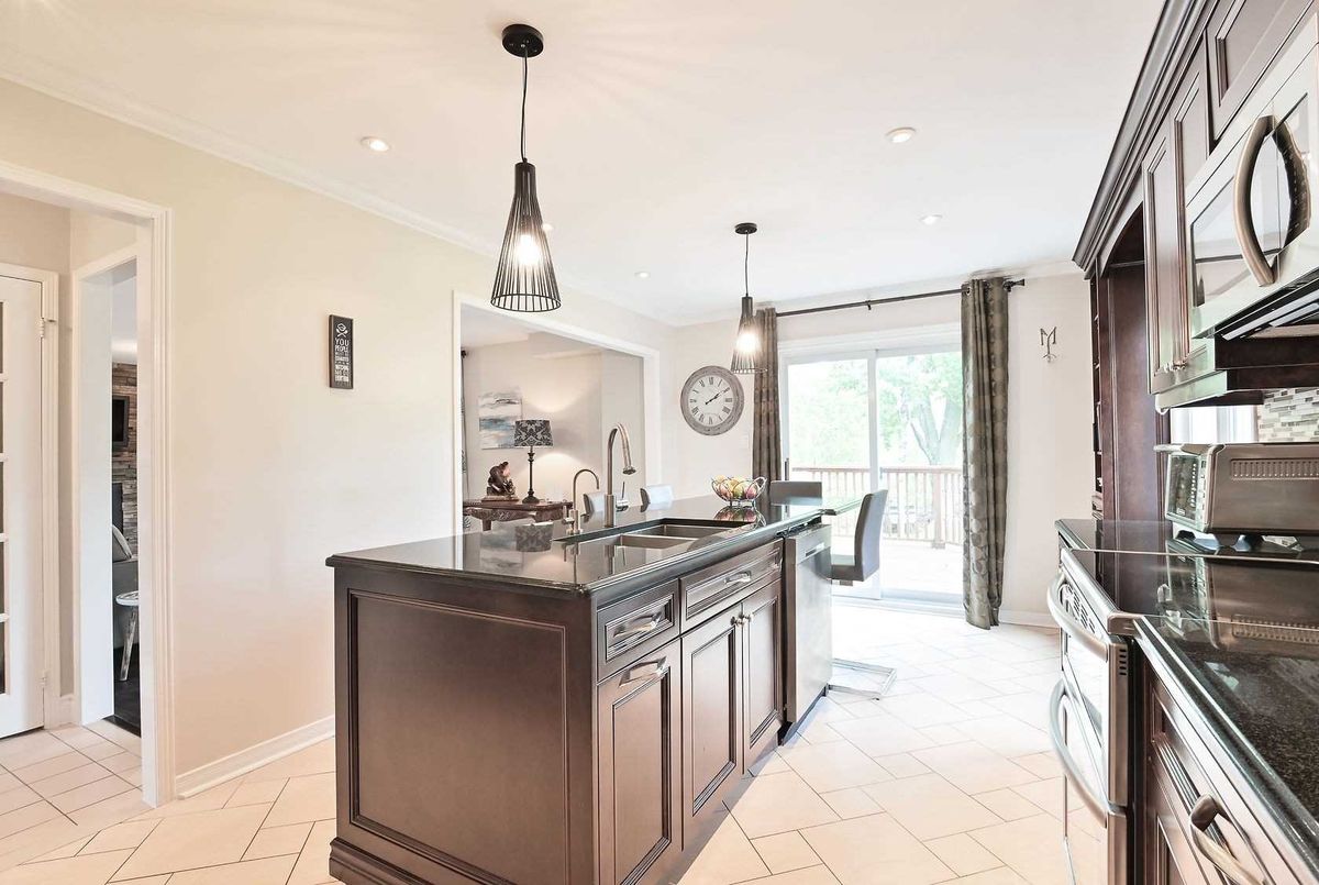 27 Briarwood Dr 27 Briarwood Dr Caledon