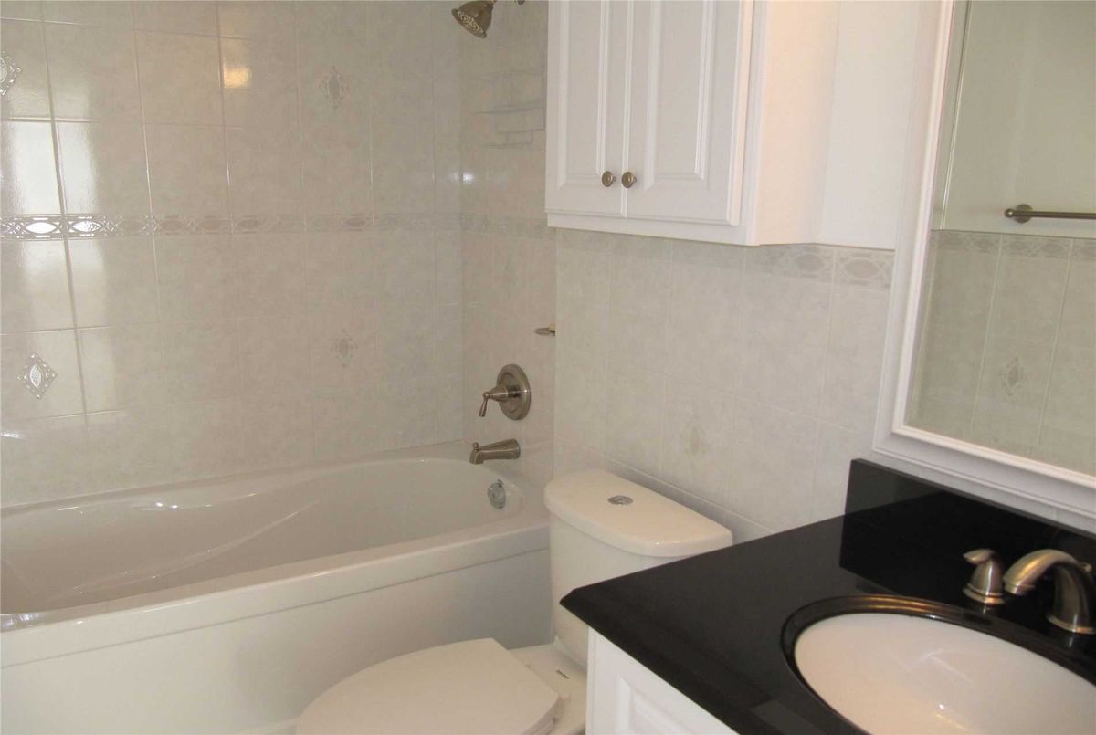1712-155 Hillcrest Ave 1712-155 Hillcrest Ave Mississauga