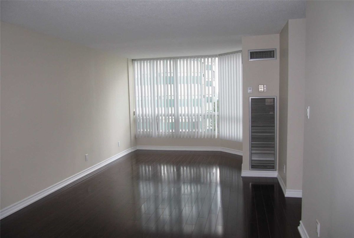 512-155 Hillcrest Ave 512-155 Hillcrest Ave Mississauga