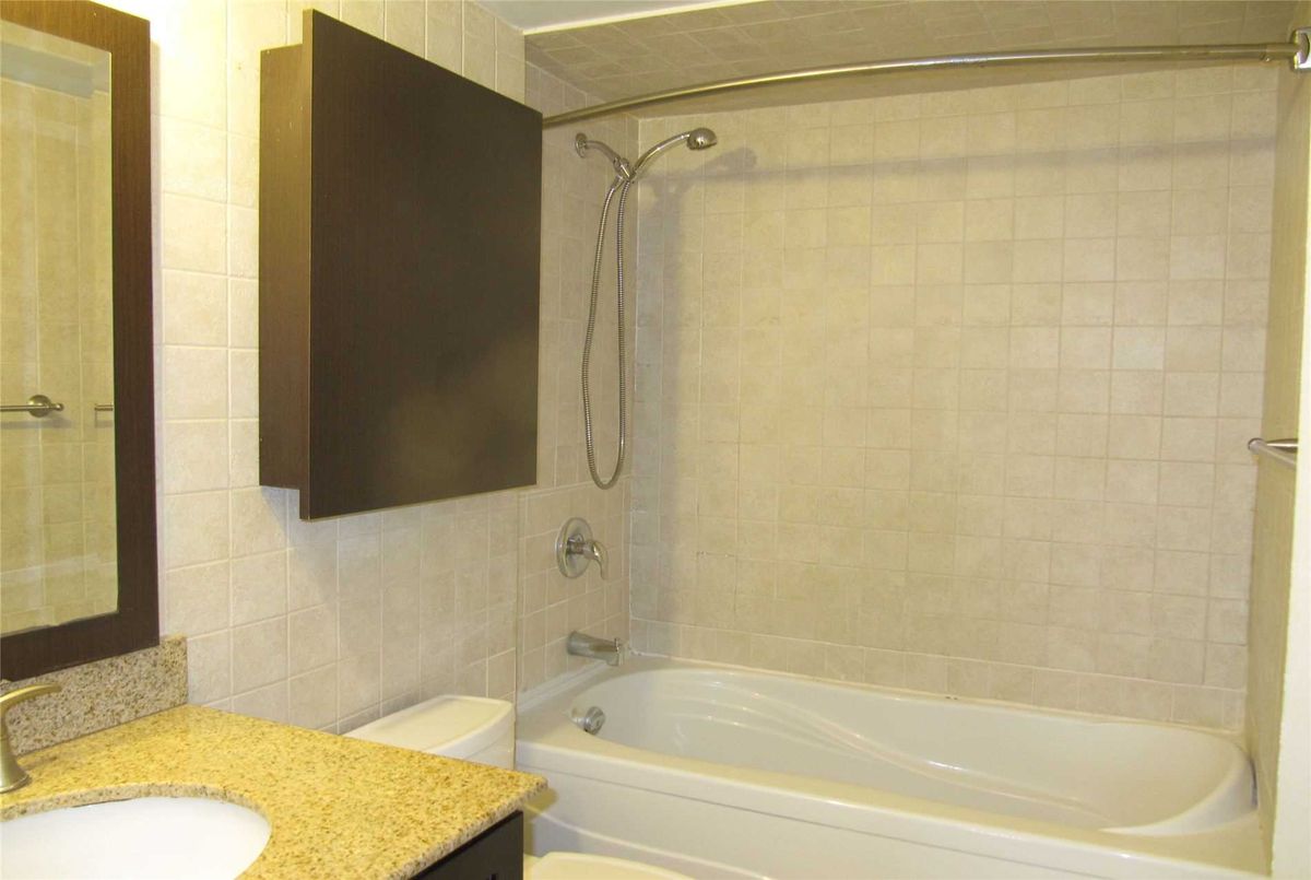 1012-155 Hillcrest Ave 1012-155 Hillcrest Ave Mississauga