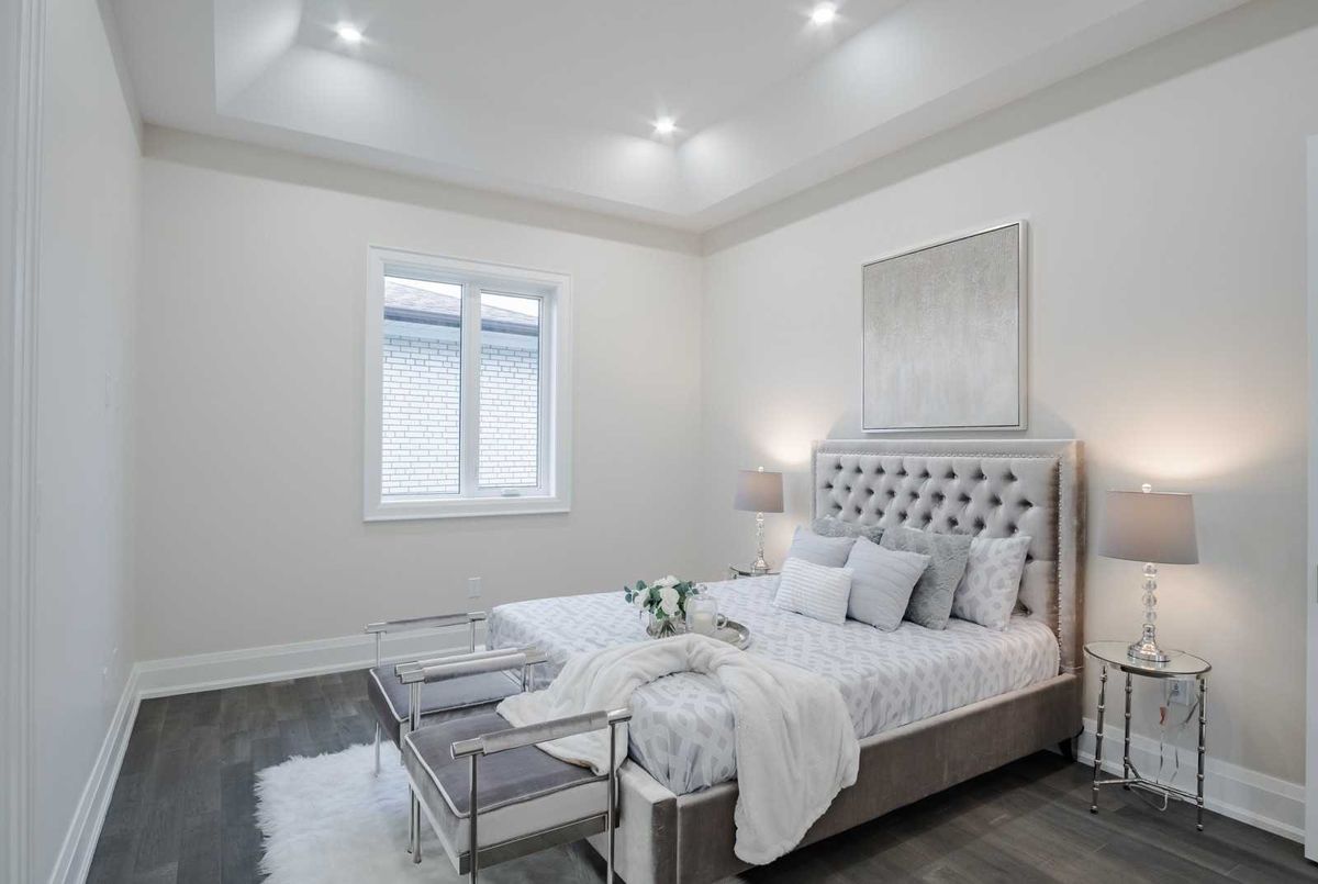 24 Howbert Dr 24 Howbert Dr Toronto