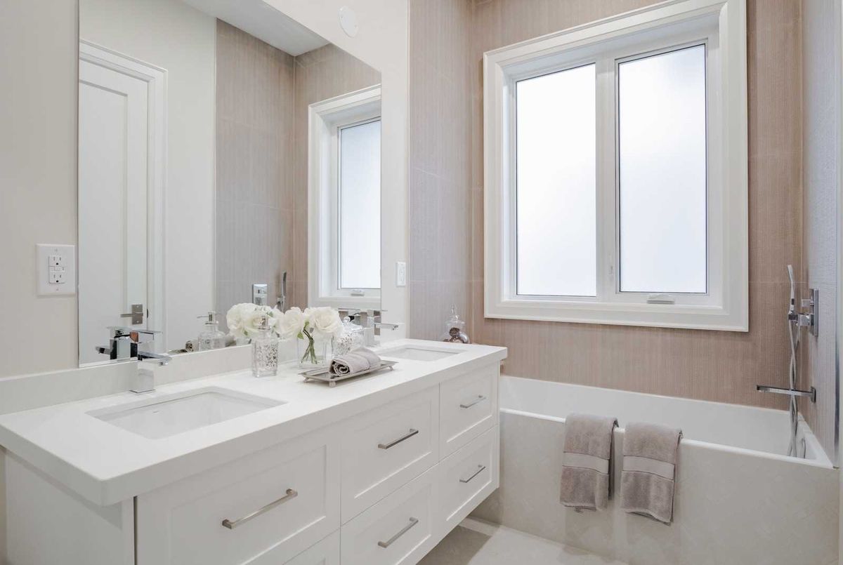 24 Howbert Dr 24 Howbert Dr Toronto