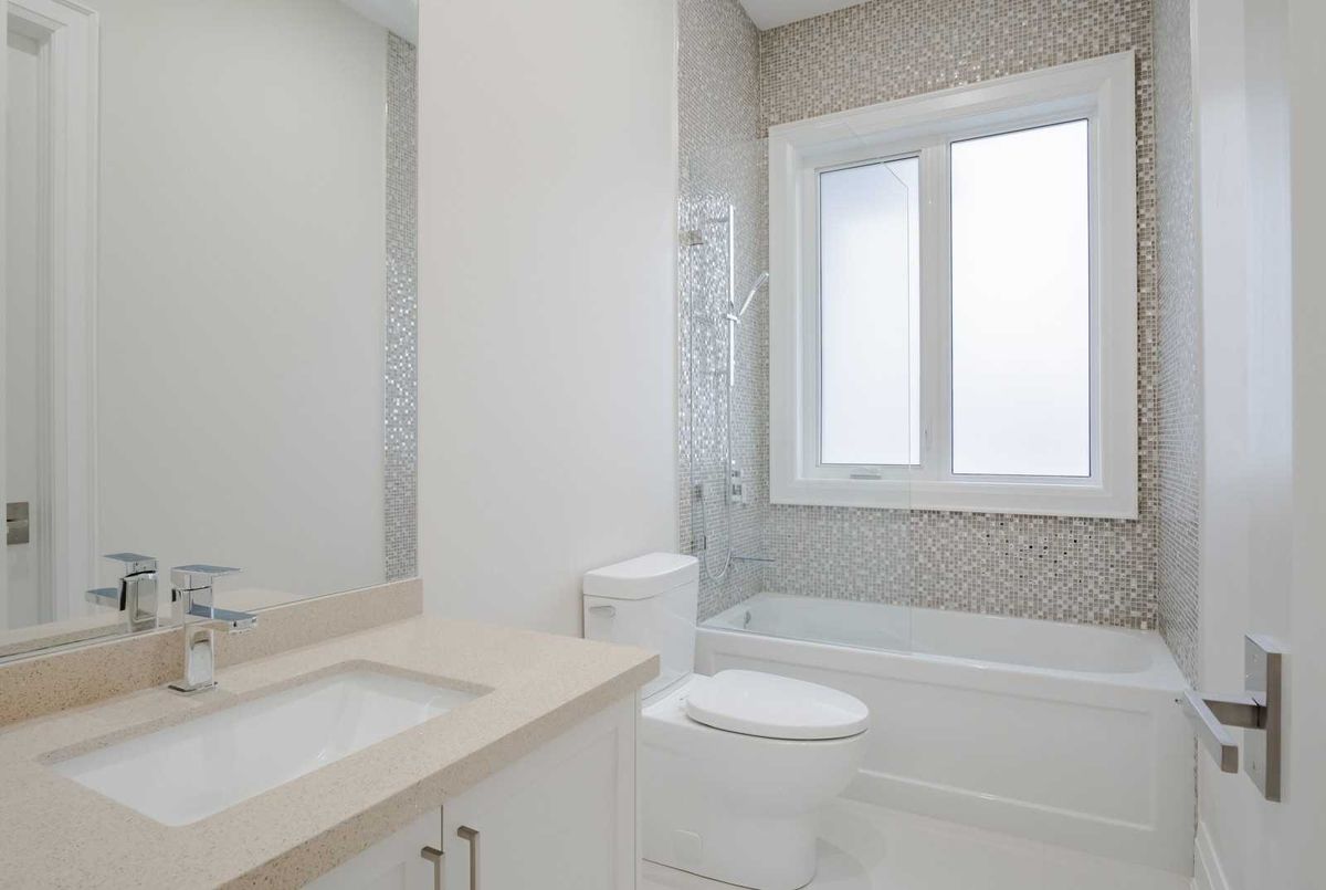 24 Howbert Dr 24 Howbert Dr Toronto