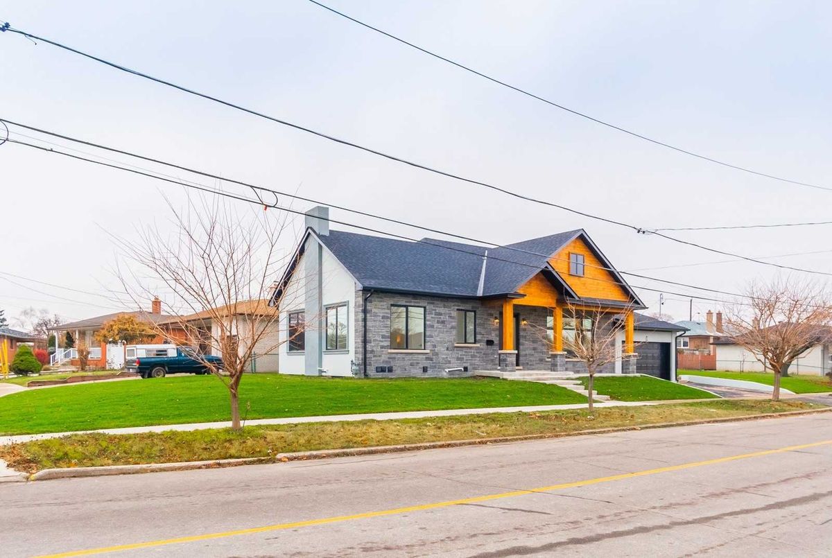24 Howbert Dr 24 Howbert Dr Toronto
