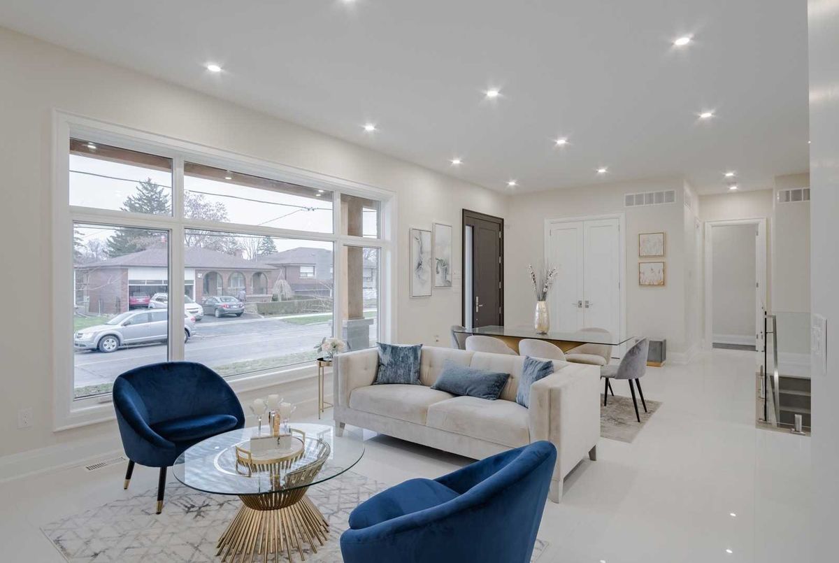 24 Howbert Dr 24 Howbert Dr Toronto