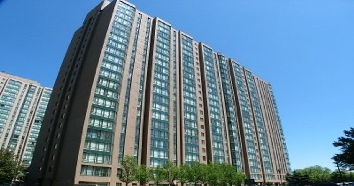 1401-145 Hillcrest Ave Mississauga