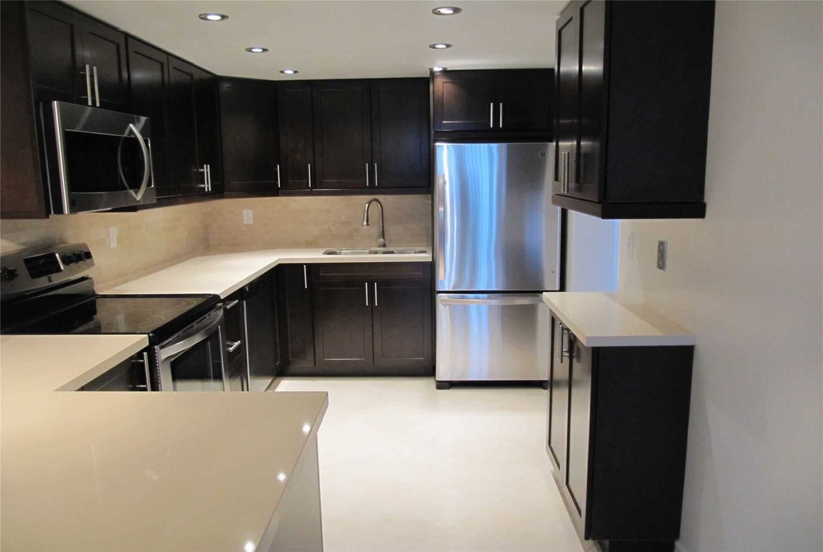 1401-145 Hillcrest Ave 1401-145 Hillcrest Ave Mississauga