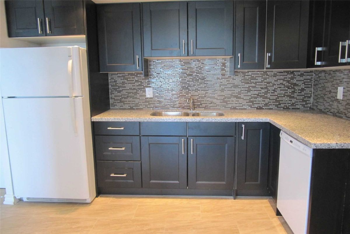 1208-155 Hillcrest Ave 1208-155 Hillcrest Ave Mississauga