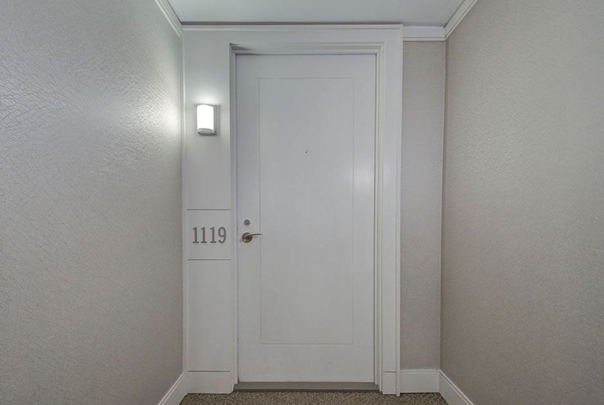 img-gallery