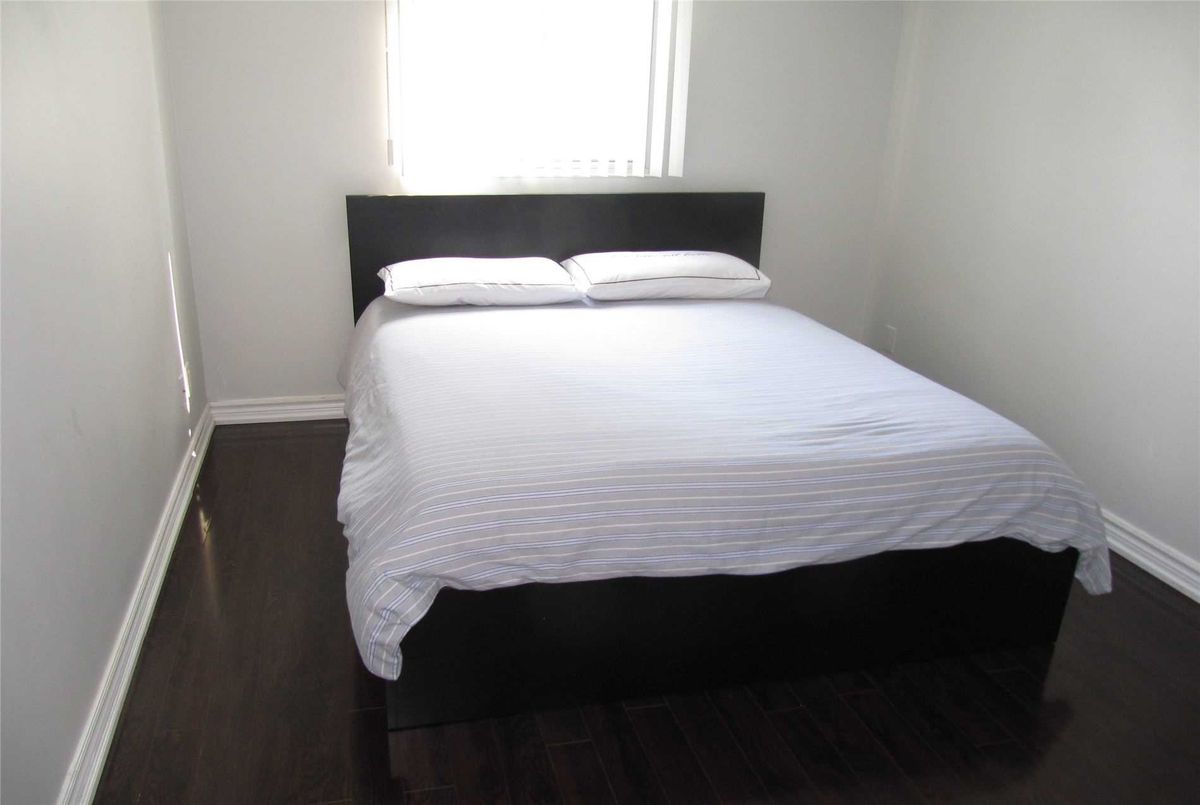 1201-155 Hillcrest Ave 1201-155 Hillcrest Ave Mississauga
