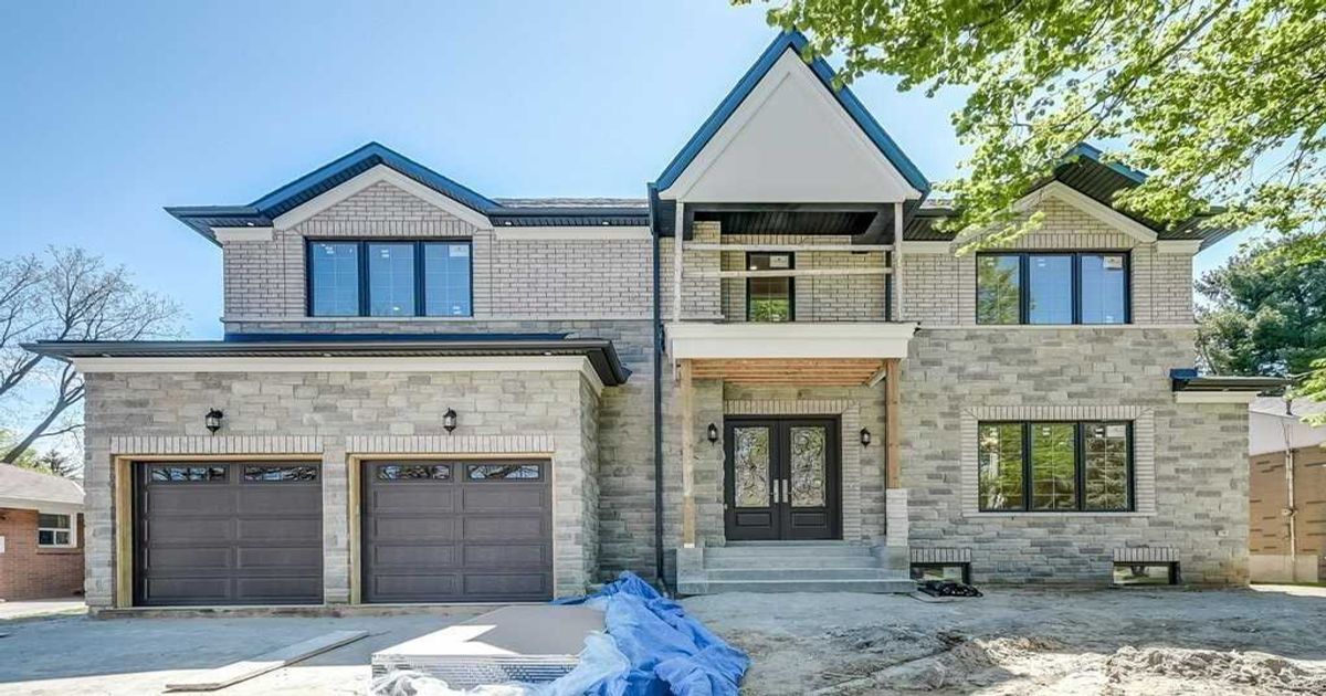 2426 Edenhurst Dr Mississauga