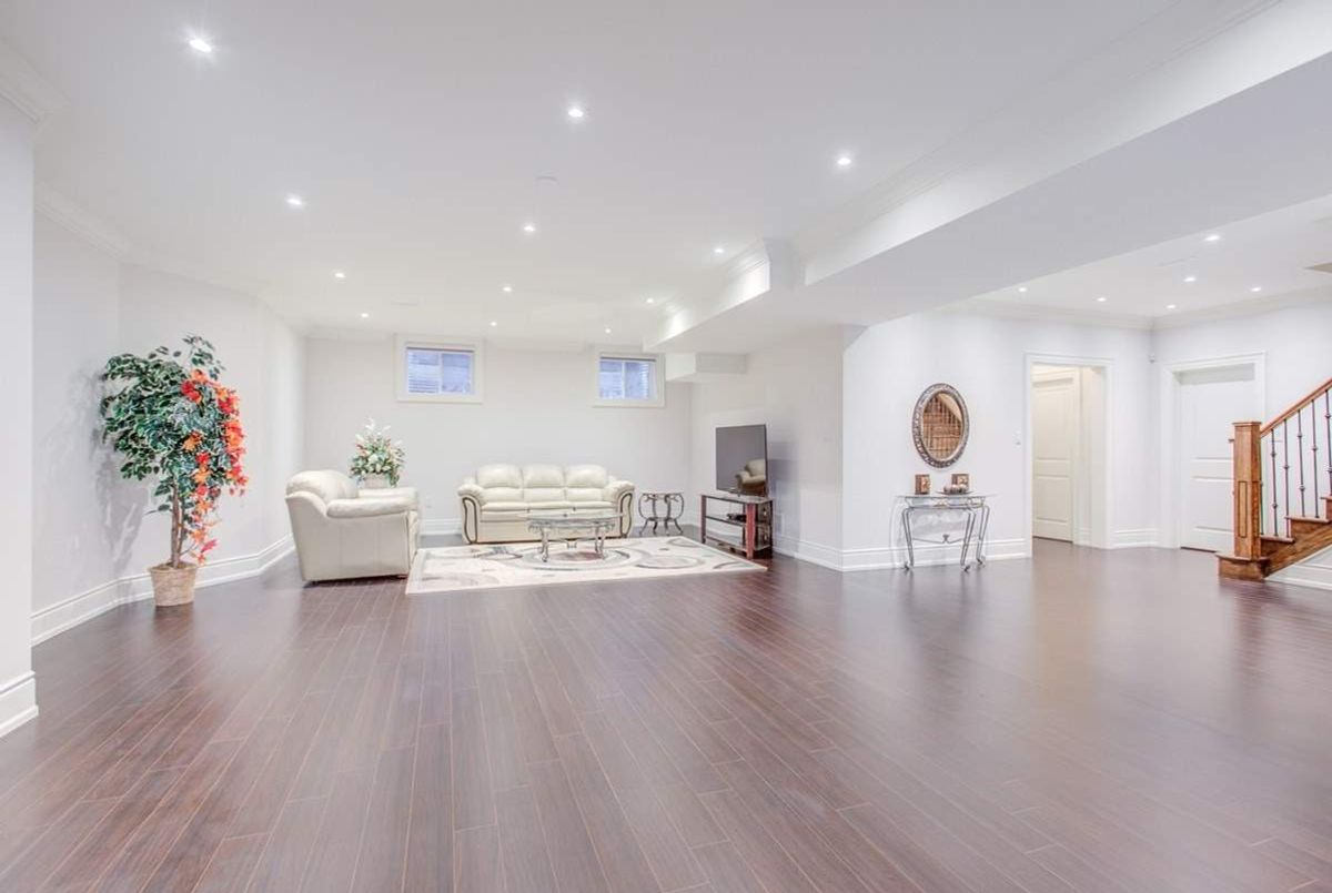 17 Jasmine Rd 17 Jasmine Rd Toronto