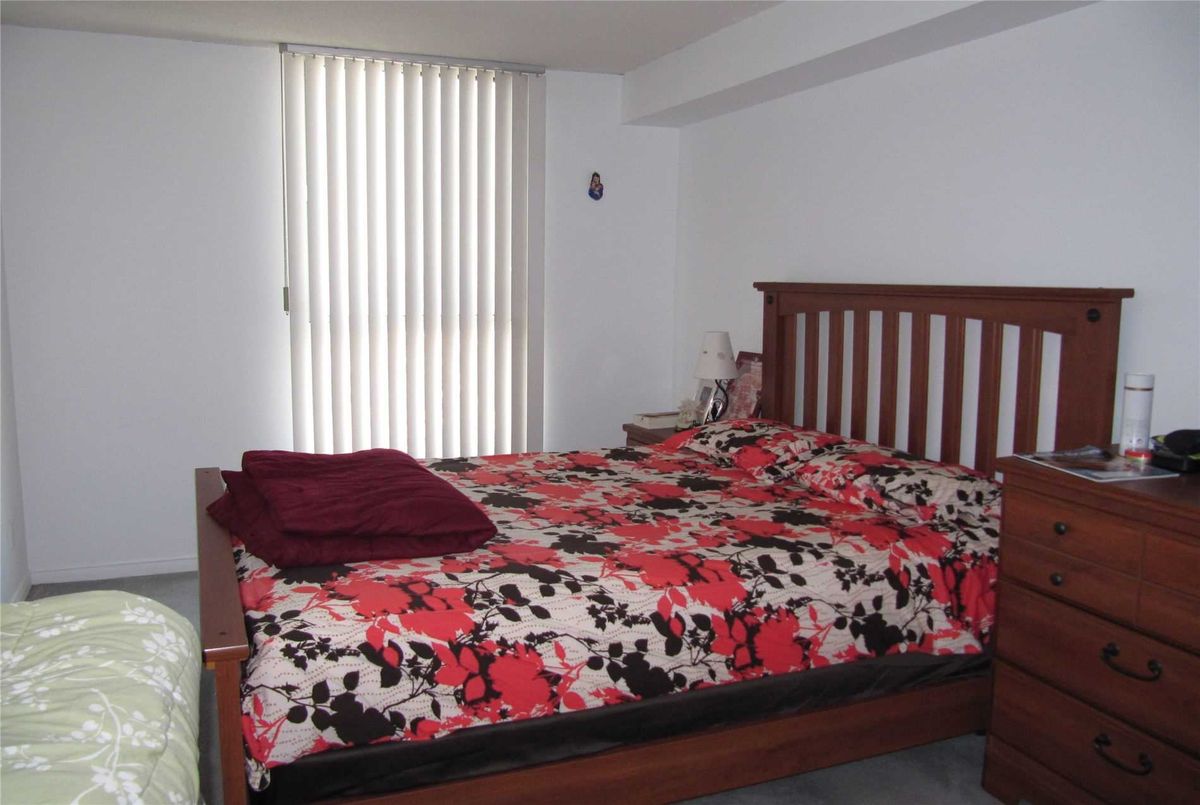 1707-155 Hillcrest Ave 1707-155 Hillcrest Ave Mississauga