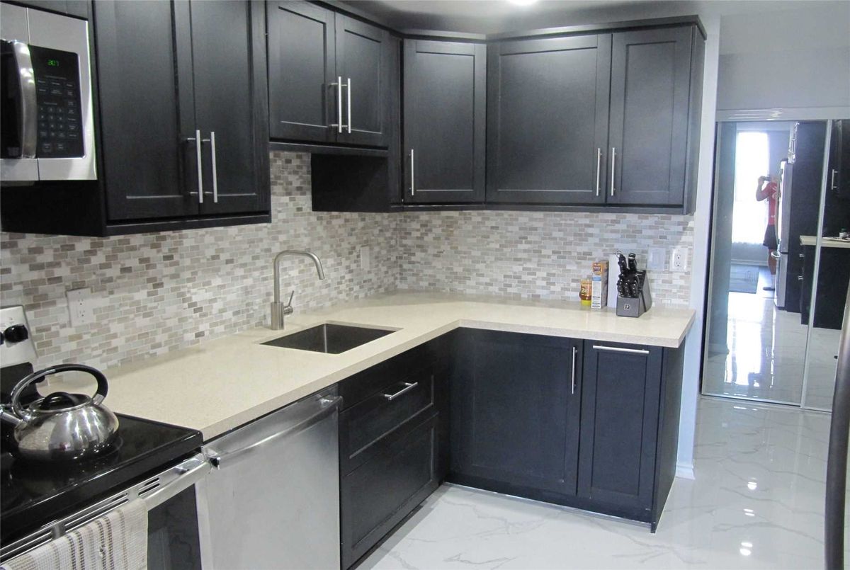 312-155 Hillcrest Ave 312-155 Hillcrest Ave Mississauga