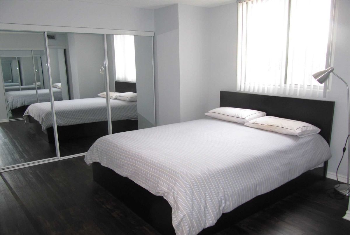 312-155 Hillcrest Ave 312-155 Hillcrest Ave Mississauga