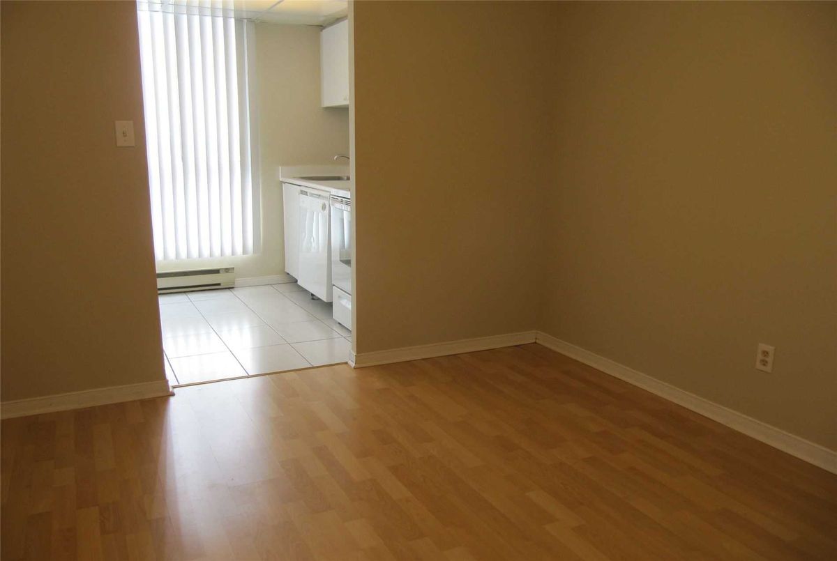 1616-115 Hillcrest Ave 1616-115 Hillcrest Ave Mississauga