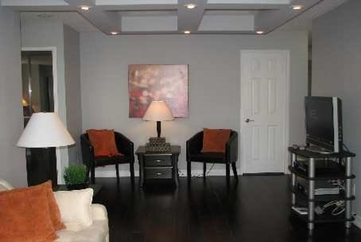 711-155 Hillcrest Ave 711-155 Hillcrest Ave Mississauga