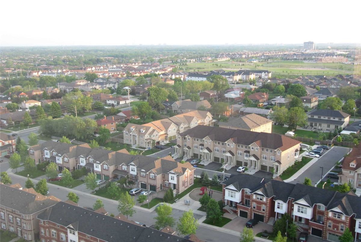 711-155 Hillcrest Ave 711-155 Hillcrest Ave Mississauga
