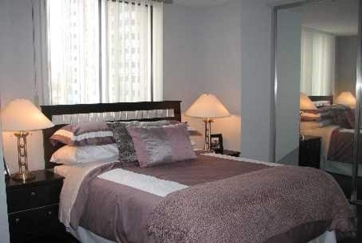 711-155 Hillcrest Ave 711-155 Hillcrest Ave Mississauga