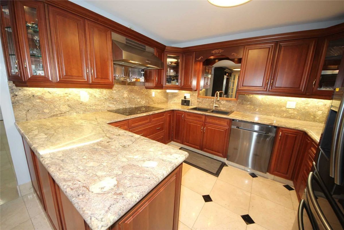 1114-1400 Dixie Rd 1114-1400 Dixie Rd Mississauga