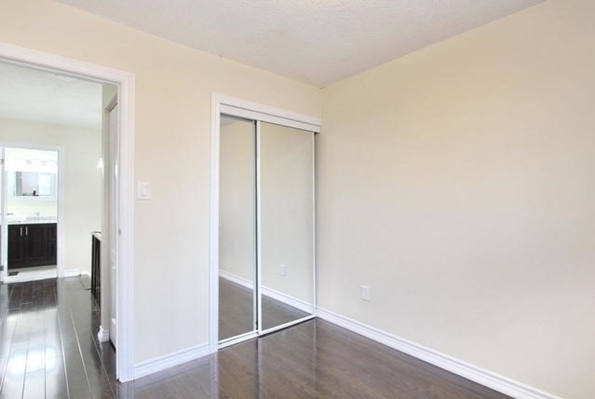90 Guildford Cres 90 Guildford Cres Brampton