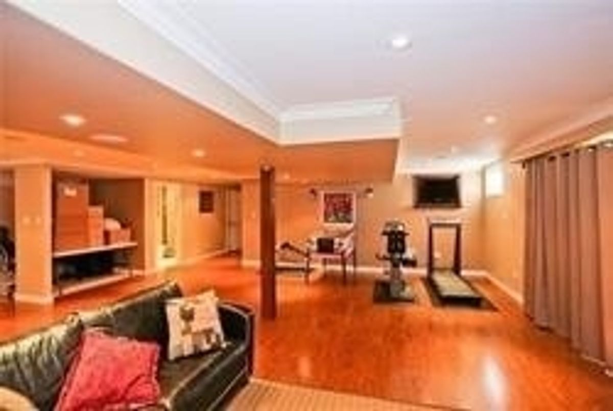 568 Amarone Crt 568 Amarone Crt Mississauga